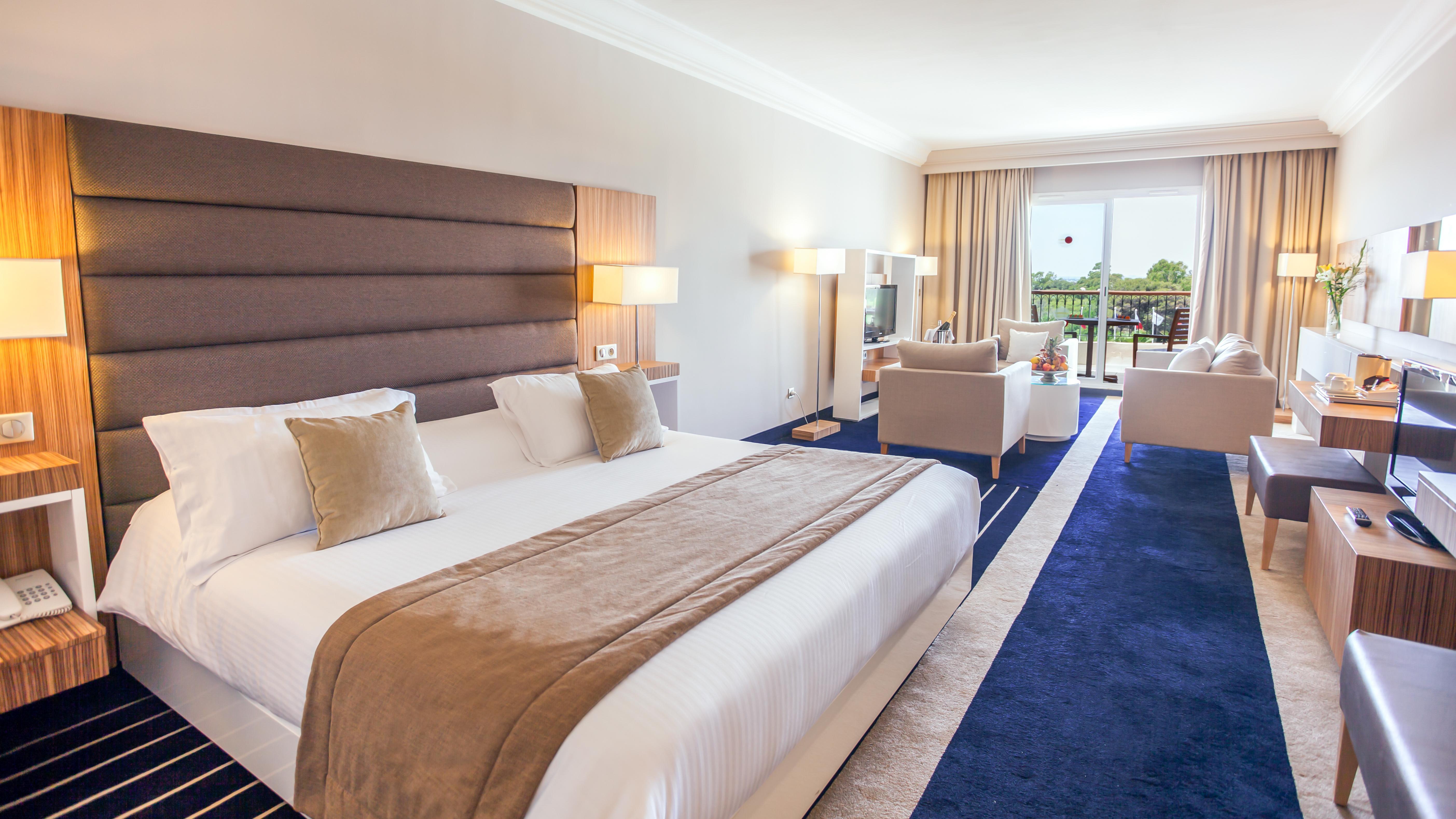 迦玛特厄尔毛拉迪酒店 外观 照片 A room at the hotel